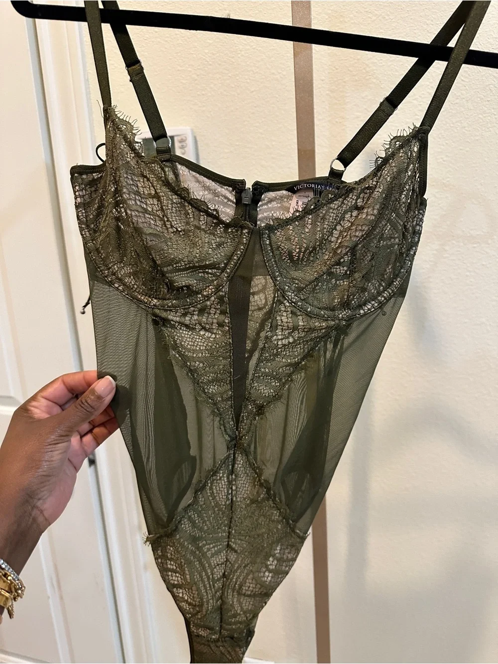 Victoria’s Secret 36D Olive Green Lace Teddy Bodysuit NWT